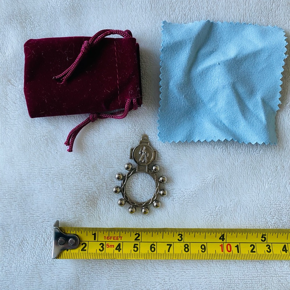 Knights of Columbus Rosary ring with cleaning cloth and carrying pouch